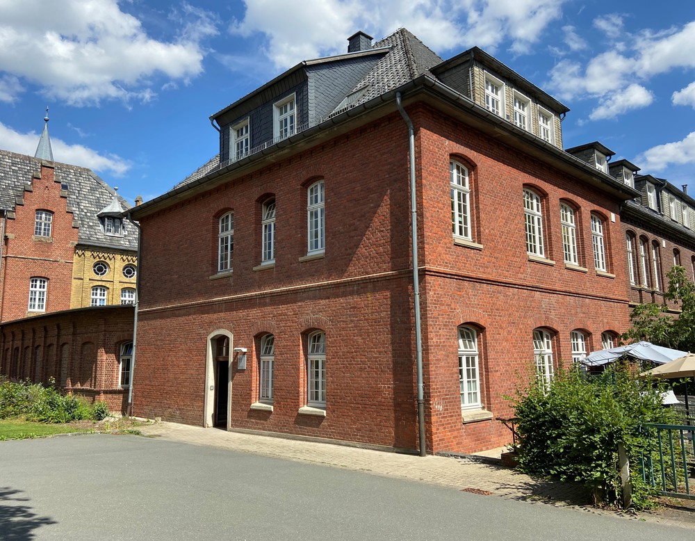 Haus 11